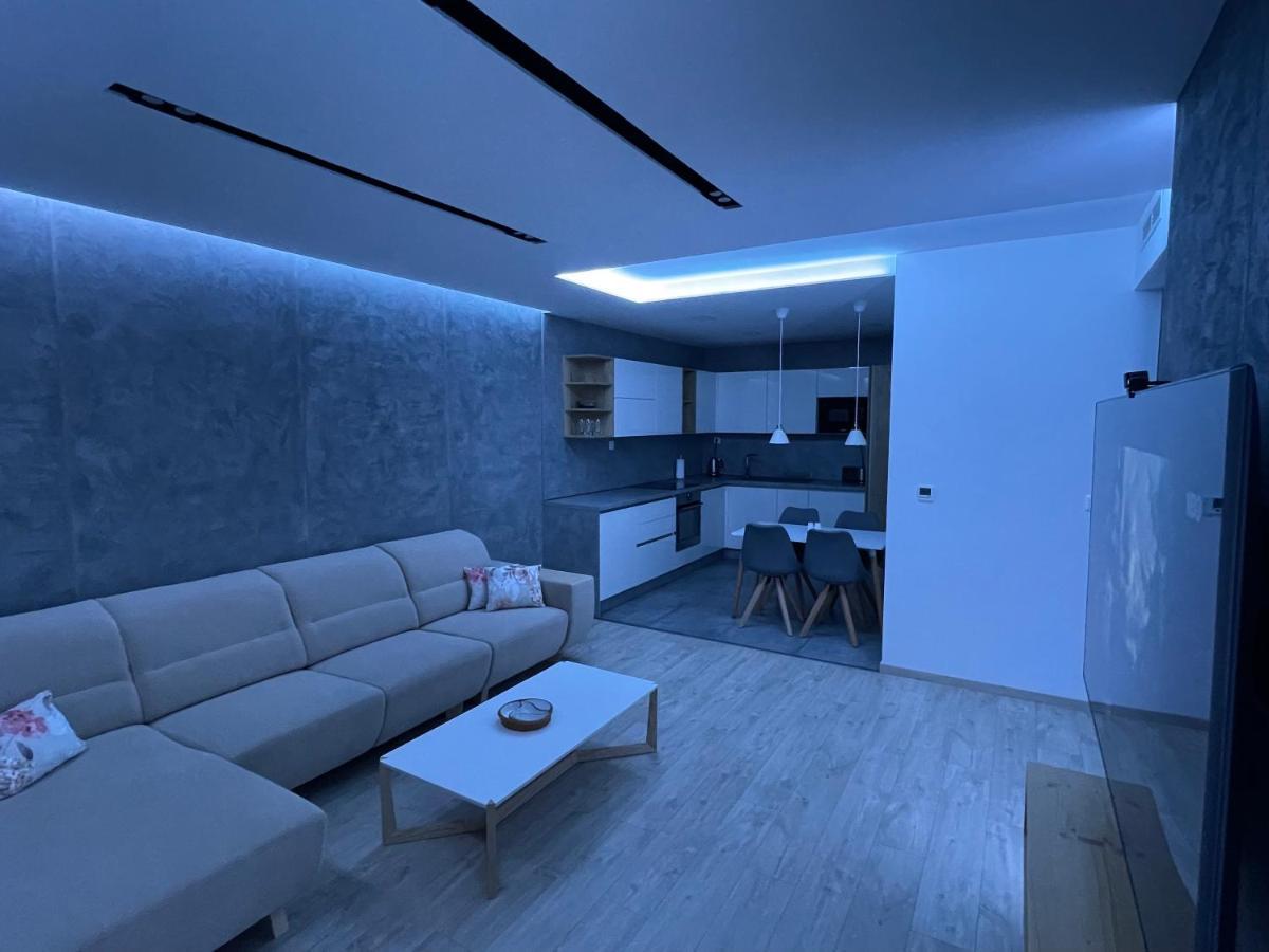 Greenbay Apartment With Free Parking Тренчин Экстерьер фото