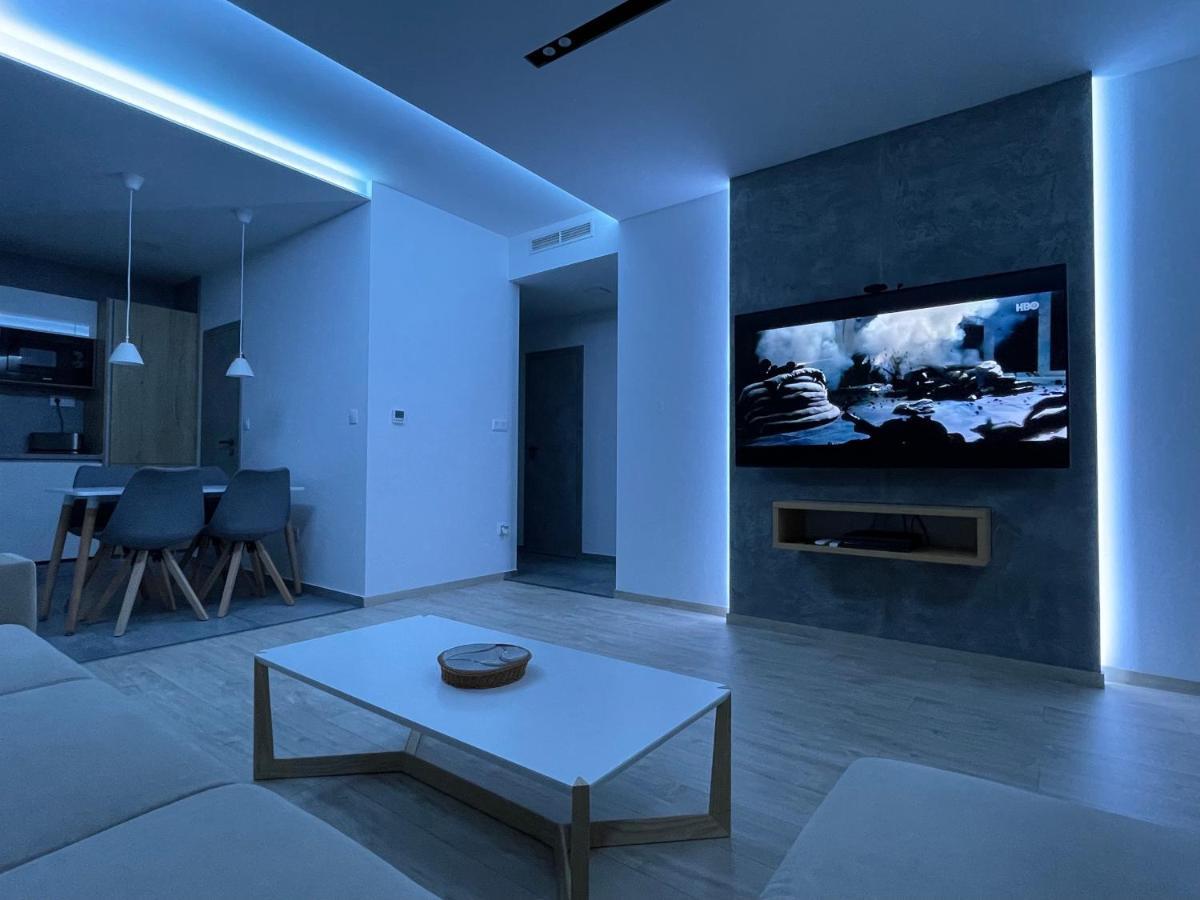 Greenbay Apartment With Free Parking Тренчин Экстерьер фото