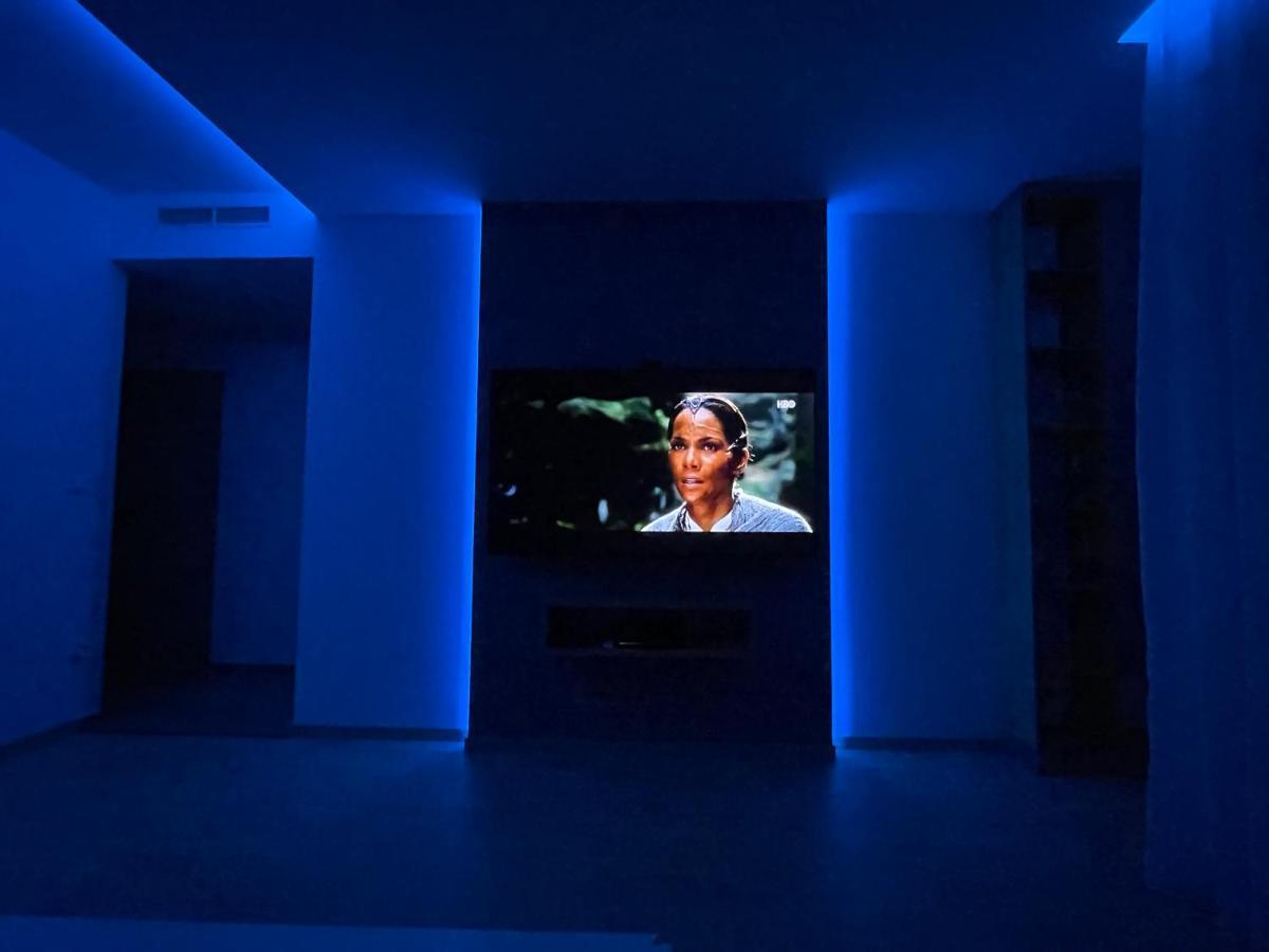 Greenbay Apartment With Free Parking Тренчин Экстерьер фото