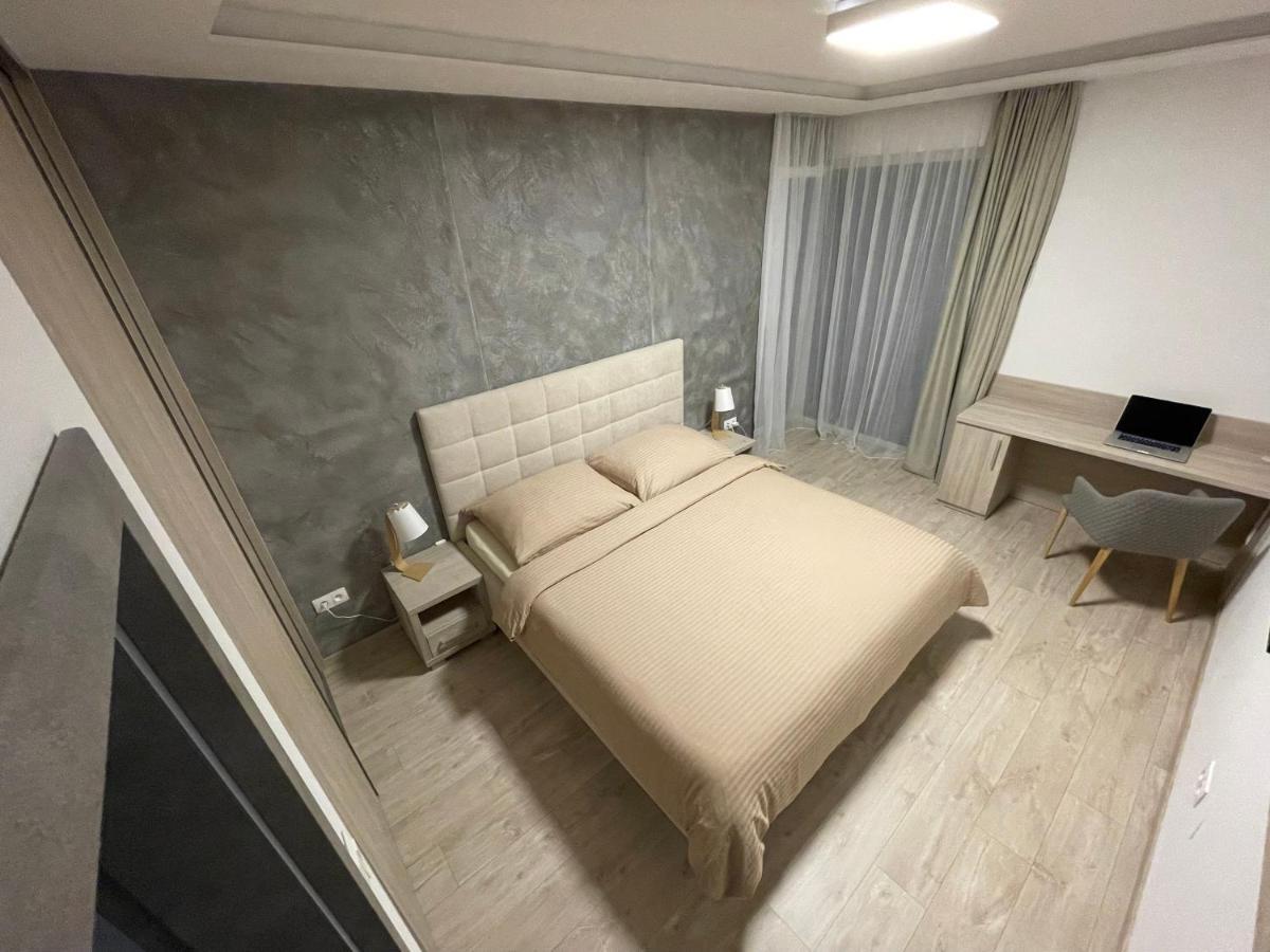 Greenbay Apartment With Free Parking Тренчин Экстерьер фото