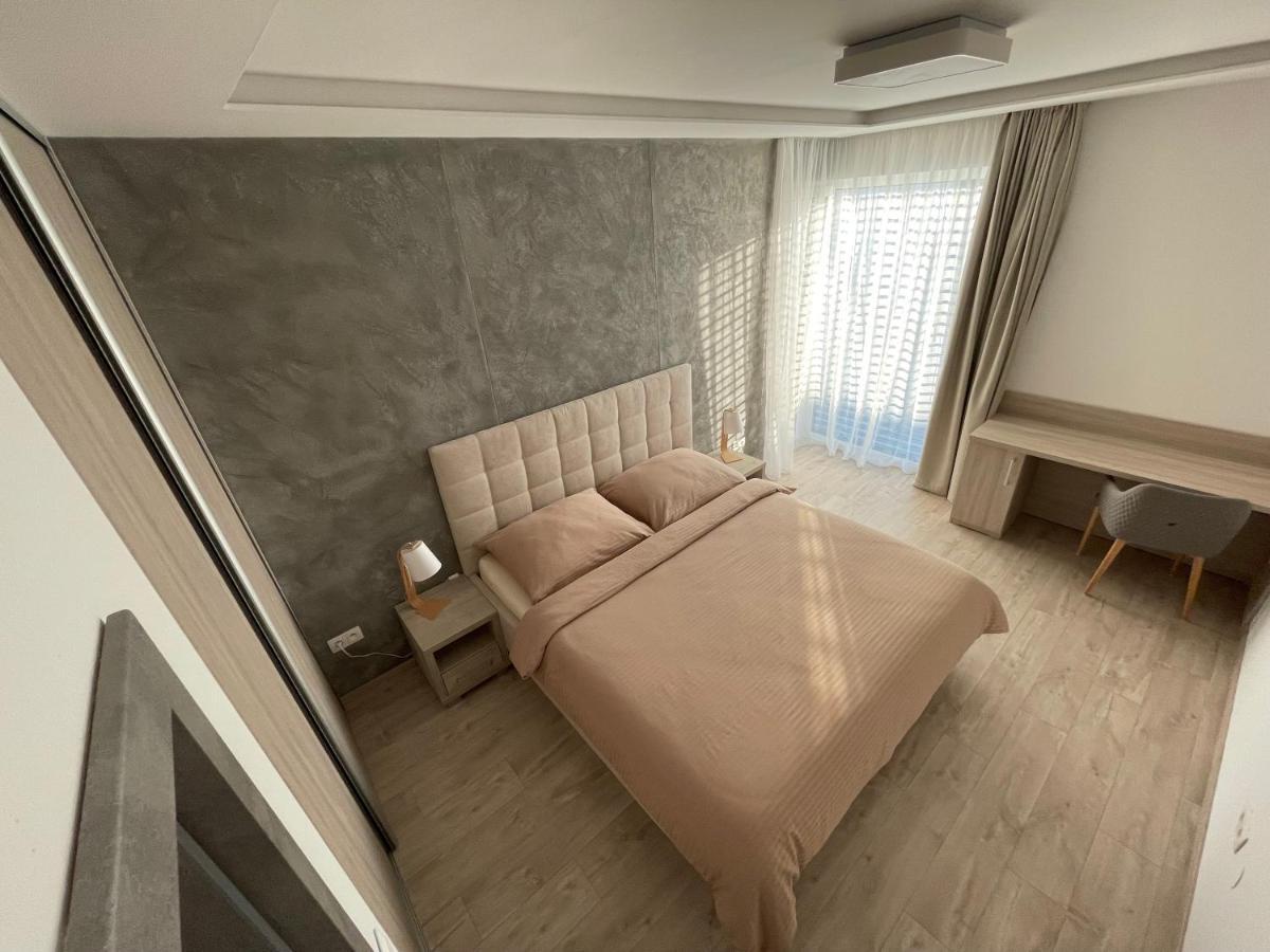 Greenbay Apartment With Free Parking Тренчин Экстерьер фото